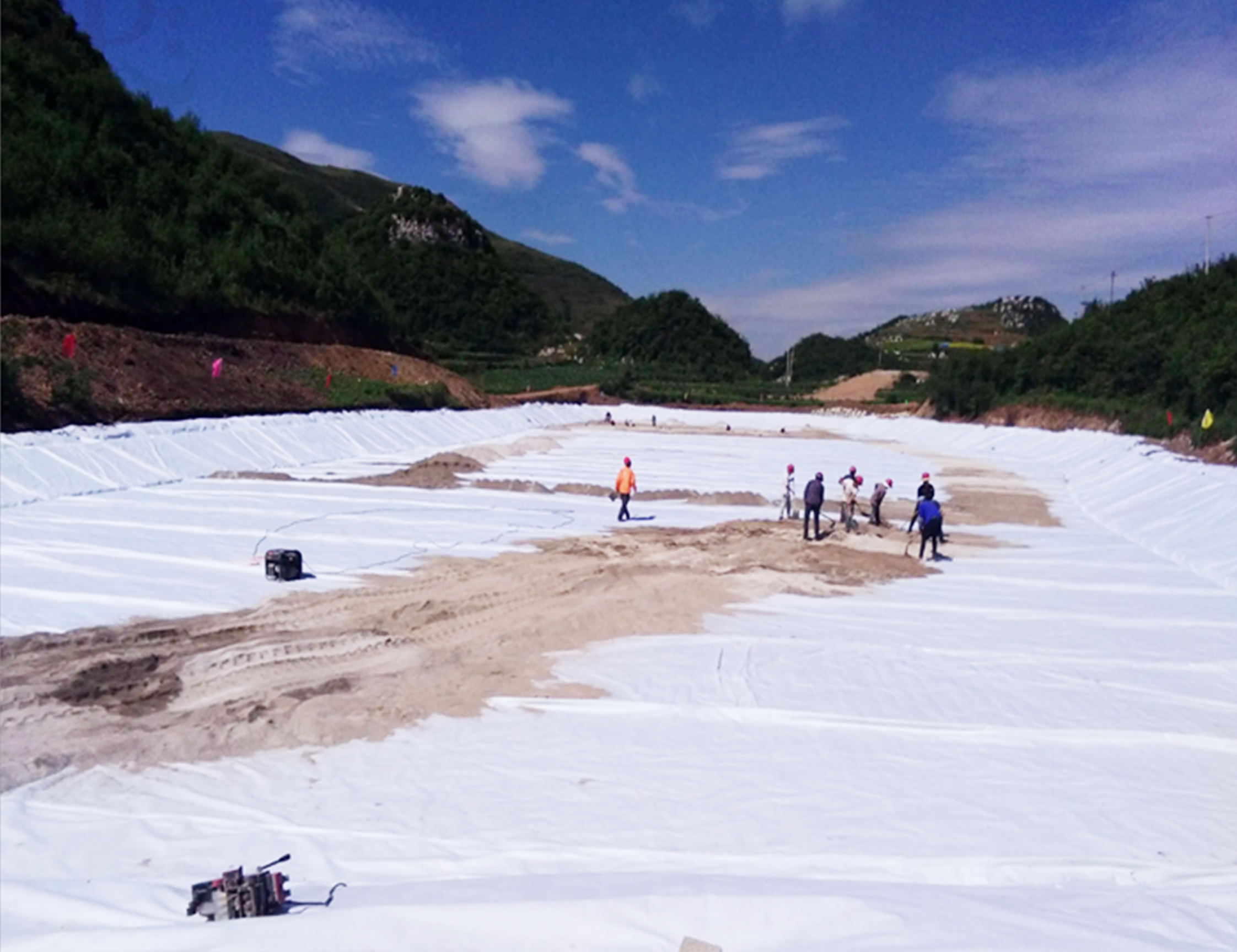 河道防渗复合土工膜